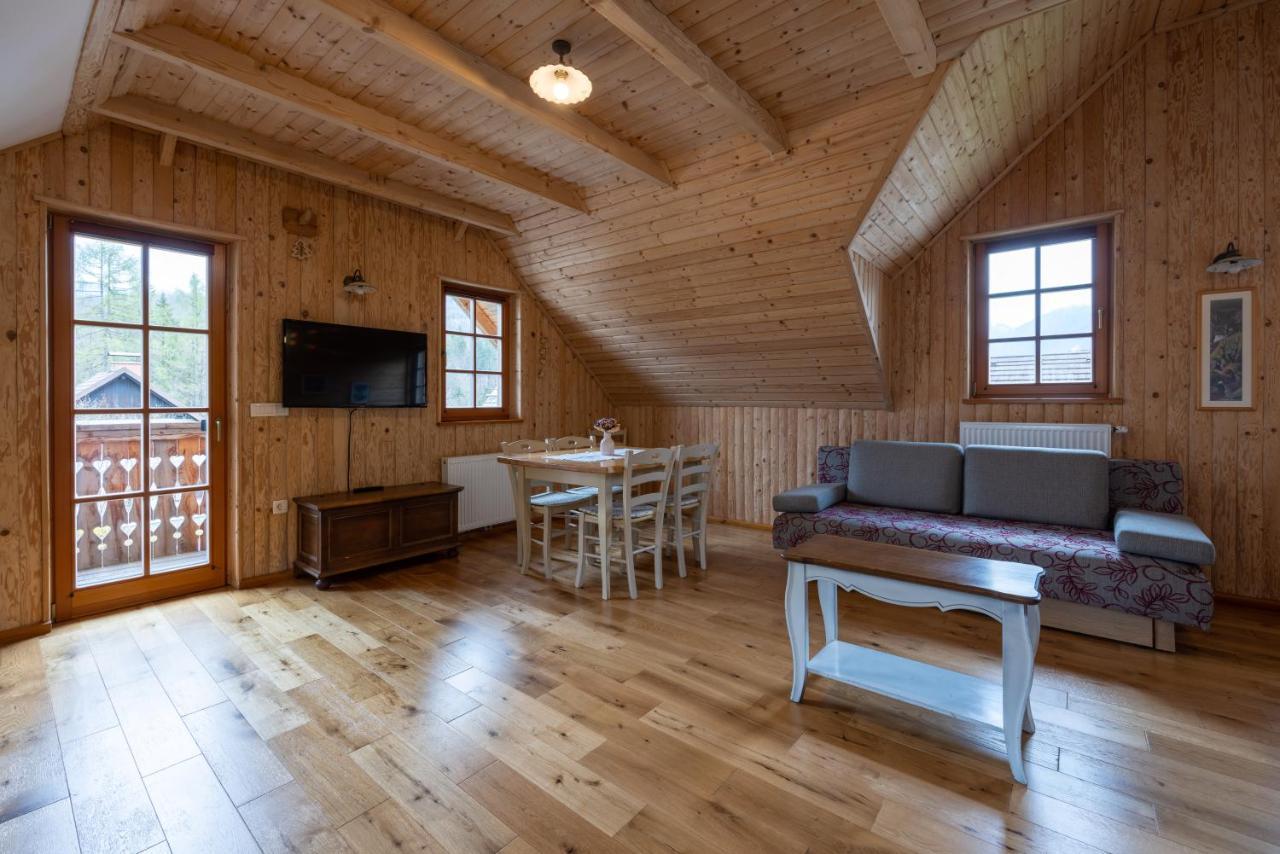 Apartments Brina ボーヒニ エクステリア 写真